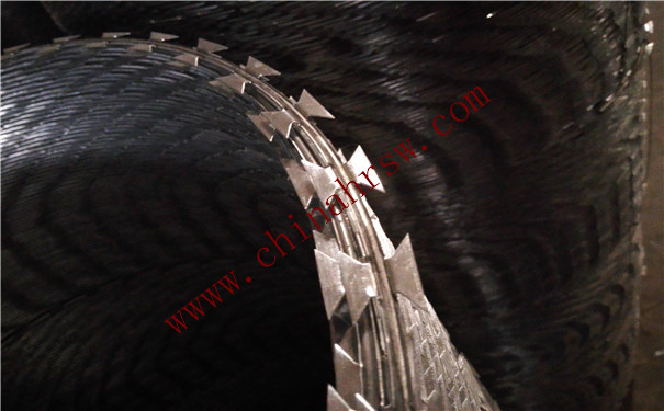 刀片刺繩 刀片刺繩