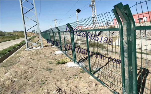 高鐵刺絲滾籠 高鐵刺絲滾籠