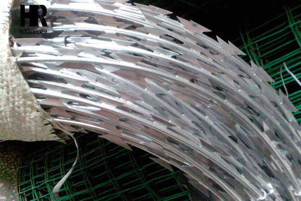 刀片刺繩生產(chǎn)方式 刀片刺繩生產(chǎn)方式